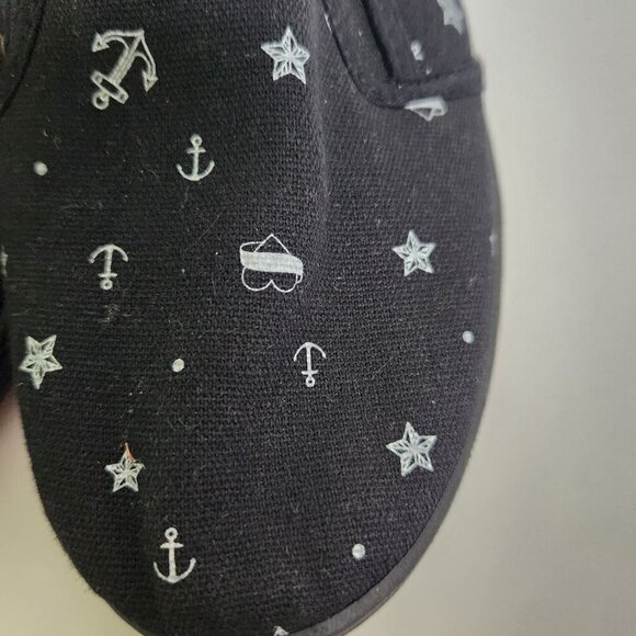 Ardene Mat Yoga Shoes Size 8 - Picture 6 of 8